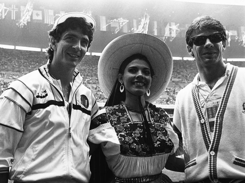 31 maggio 1986. Paolo Rossi durante la cerimonia inaugurale del mondiale messicano (Ap)